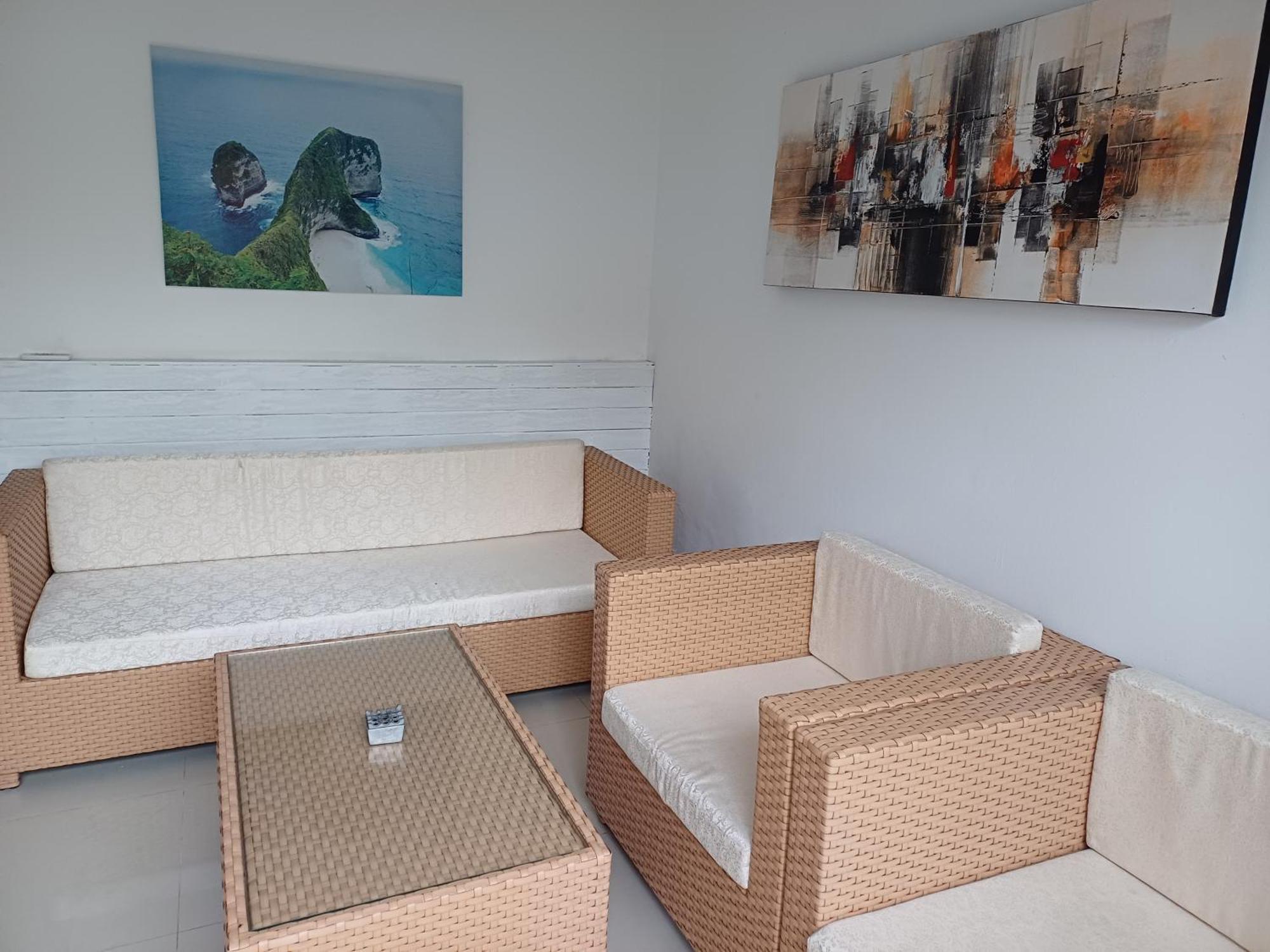 Mahi Mahi House Hotel นูซาเลมโบงัน ภายนอก รูปภาพ